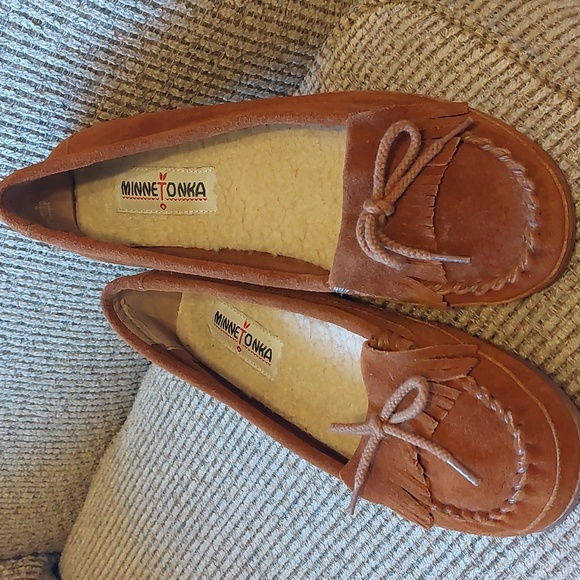 Minnetonka Moccasins - Picture 1 of 8